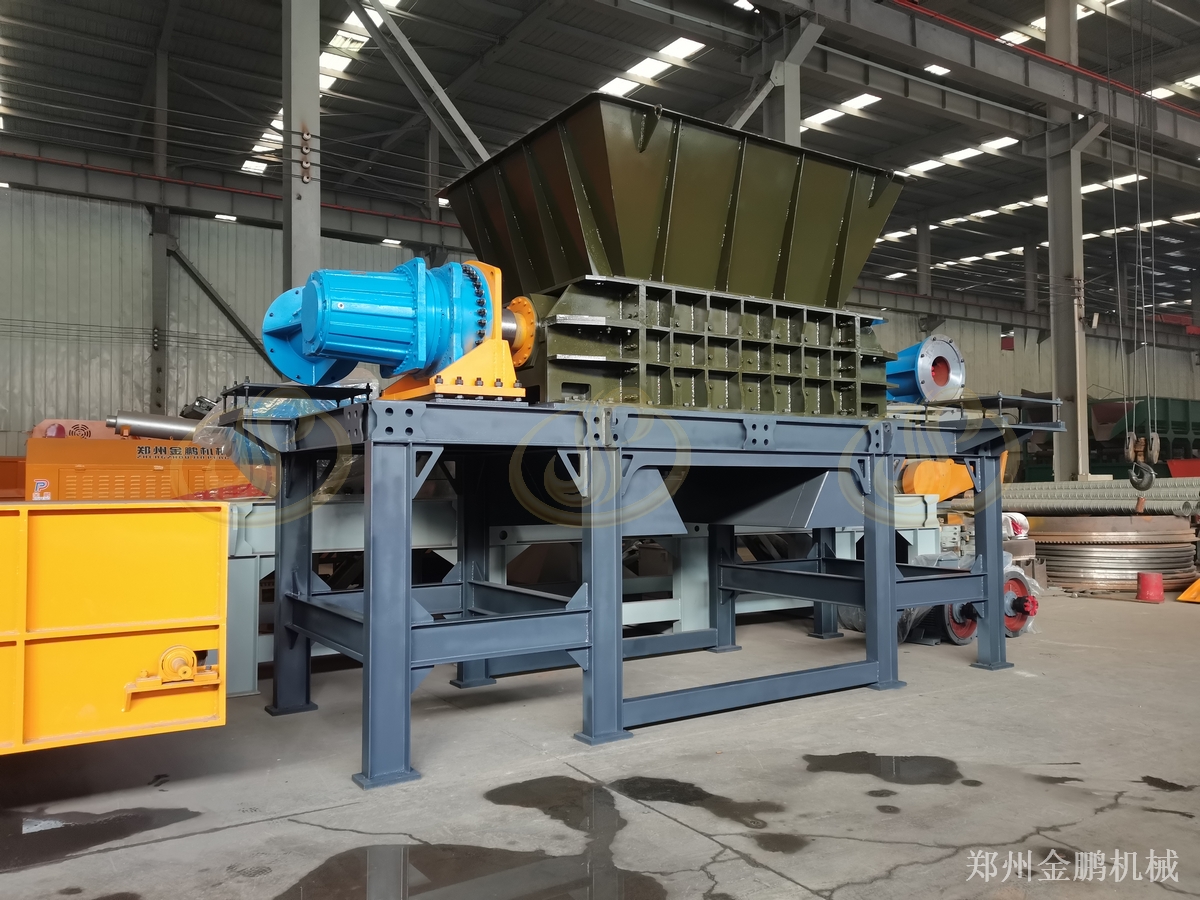 郑州金鹏废塑料撕碎机：混合固废粗破与分选前处理方案