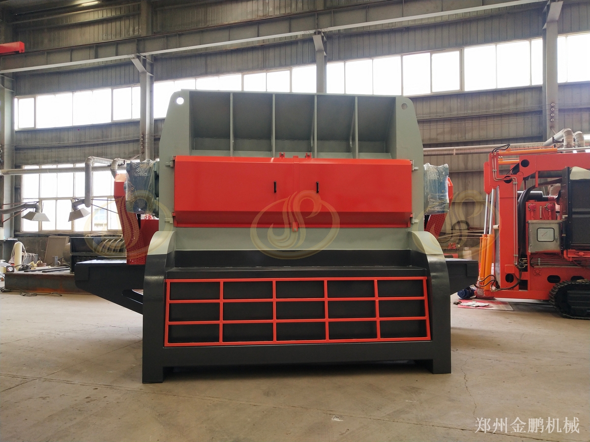 郑州金鹏塑料框撕碎机：大件框体粗破与分选前处理