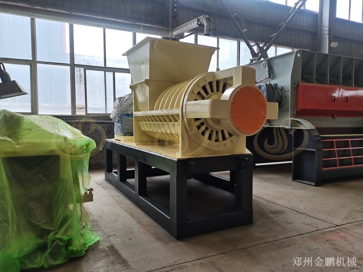 郑州金鹏废纸撕碎机**处理回收站废纸